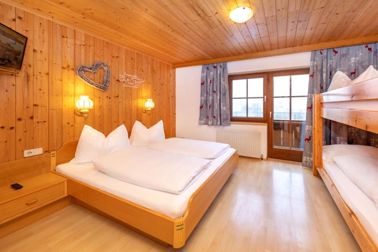 Pension Alpenrose Maishofen Exterior foto
